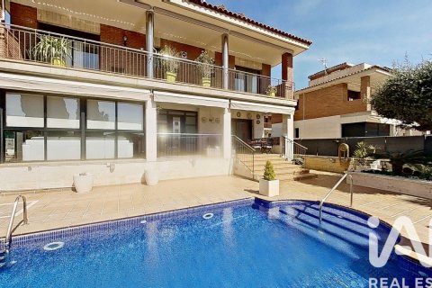 Продажа дома в Калафелл, Таррагона, Испания 5 спален, 384м2 №172892 - фото 20