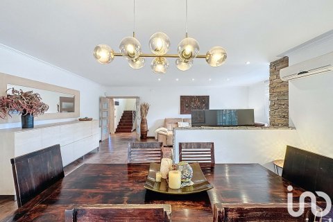 Dom w Cunit, Tarragona, Hiszpania 6 sypialni, 574 mkw. nr 154053 – zdjęcie 9