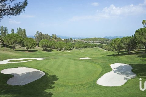 Продажа дома в Сан-Эстеве-Сесровирес, Барселона, Испания 3 спальни, 384м2 №154056 - фото 18