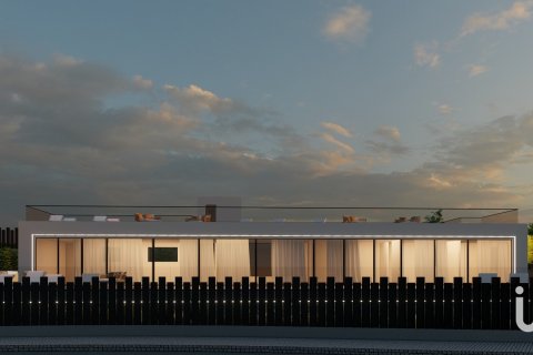 Продажа дома в Сан-Эстеве-Сесровирес, Барселона, Испания 3 спальни, 384м2 №154056 - фото 8