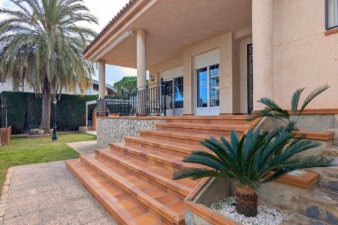 Villa à vendre Alicante, Espagne, 4 chambres, 342 m2 No. 115221 - photo 6
