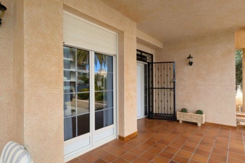 Villa à vendre Alicante, Espagne, 4 chambres, 342 m2 No. 115221 - photo 16
