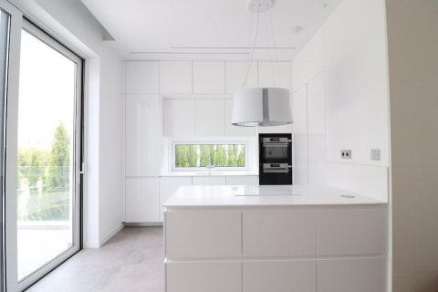 Huvila myytävänä Alicante, Espanja, 3 makuuhuonetta, 250 m2 No. 115211 - kuva 8