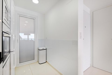 Wohnung zum Verkauf in Torrevieja, Alicante, Spanien 2 Schlafzimmer, 96 m2 Nr. 165938 - Foto 18