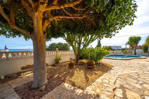 Villa pārdošanā El Campello, Alicante, Spānijā 3 istabas, 230 m2 Nr. 165935 - attēls 5