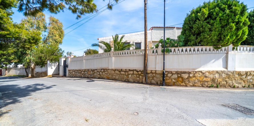 Villa El Campello, Alicante, Spānijā 3 istabas, 230 m2 Nr. 165935