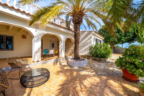 Villa pārdošanā El Campello, Alicante, Spānijā 3 istabas, 230 m2 Nr. 165935 - attēls 11
