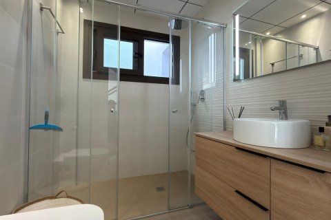 Villa till salu i Finestrat, Alicante, Spanien 5 sovrum, 234 kvm. Nr. 165939 - foto 25