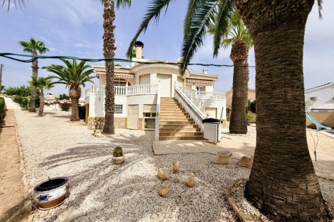 Villa for sale in Ciudad Quesada, Alicante, Spain 5 bedrooms, 280 sq.m. No. 190302 - photo 15