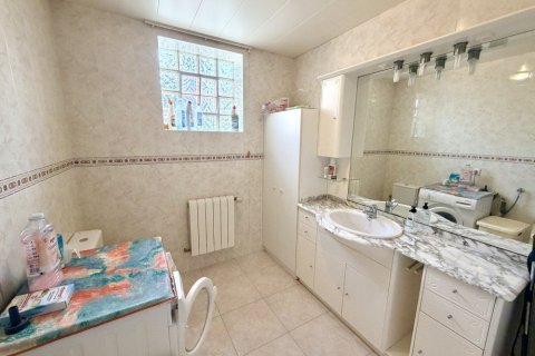 Villa for sale in Ciudad Quesada, Alicante, Spain 5 bedrooms, 280 sq.m. No. 190302 - photo 3