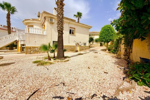 Villa for sale in Ciudad Quesada, Alicante, Spain 5 bedrooms, 280 sq.m. No. 190302 - photo 13