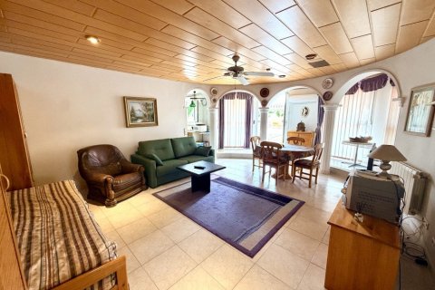 Villa for sale in Ciudad Quesada, Alicante, Spain 5 bedrooms, 280 sq.m. No. 190302 - photo 24