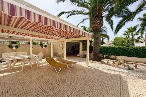 Villa for sale in Ciudad Quesada, Alicante, Spain 5 bedrooms, 280 sq.m. No. 190302 - photo 14