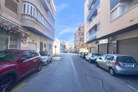 Wohnung zum Verkauf in Torrevieja, Alicante, Spanien 3 Schlafzimmer, 151 m2 Nr. 155640 - Foto 3