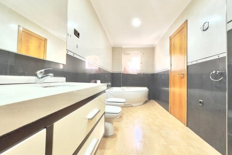 Wohnung zum Verkauf in Torrevieja, Alicante, Spanien 3 Schlafzimmer, 151 m2 Nr. 155640 - Foto 11
