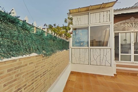 Villa in vendita a Torrevieja, Alicante, Spagna 3 camere da letto, 135 mq. N° 155641 - foto 8