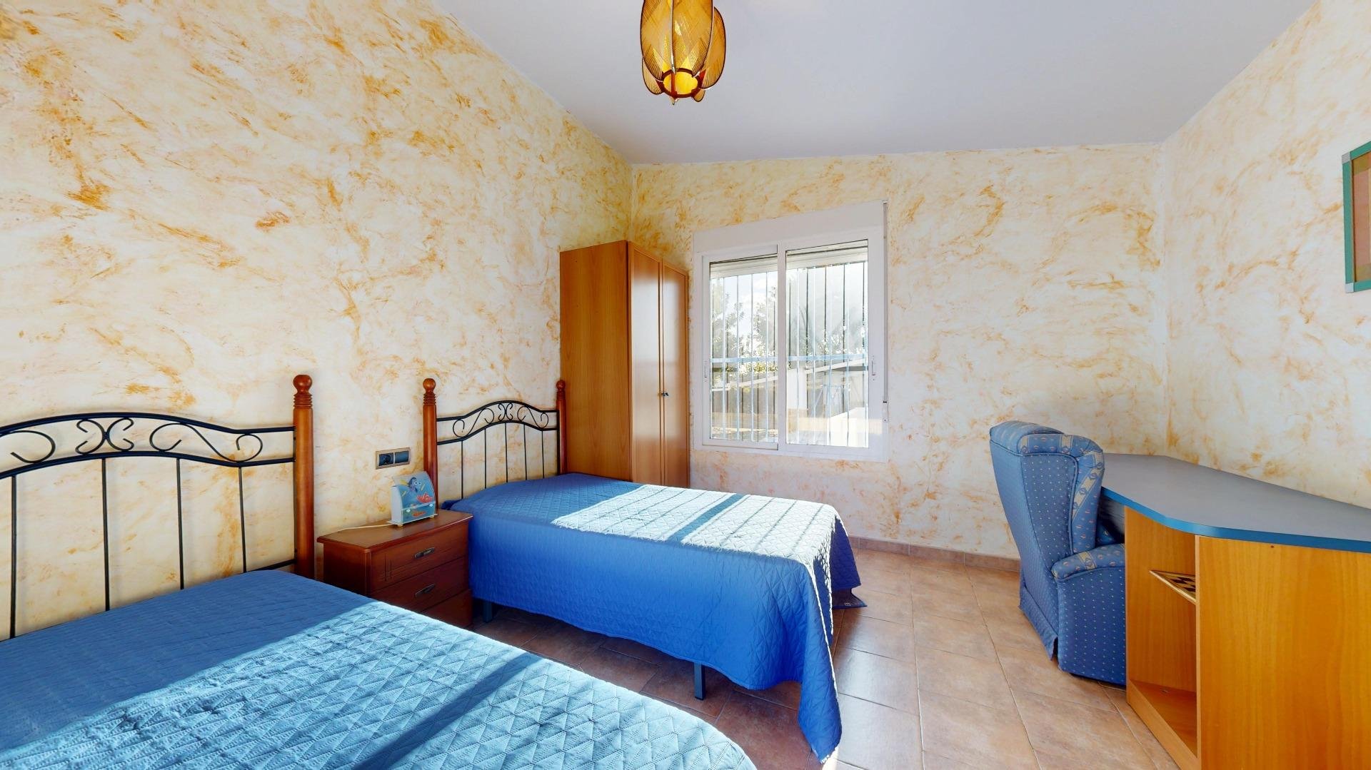 Villa a Orihuela, Alicante, Spagna 4 camere da letto, 277 mq. N° 155643