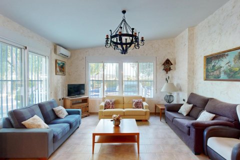 Villa in vendita a Orihuela, Alicante, Spagna 4 camere da letto, 277 mq. N° 155643 - foto 4