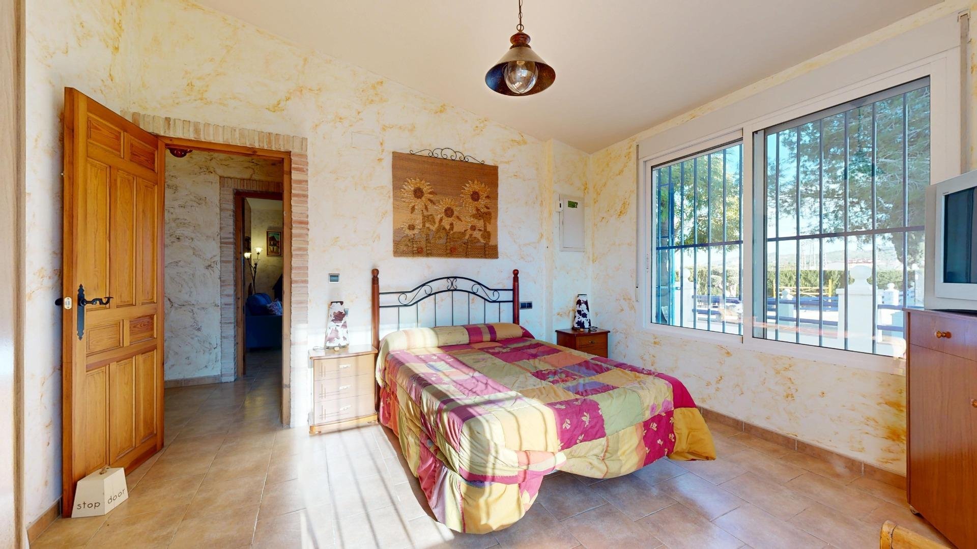 Villa a Orihuela, Alicante, Spagna 4 camere da letto, 277 mq. N° 155643