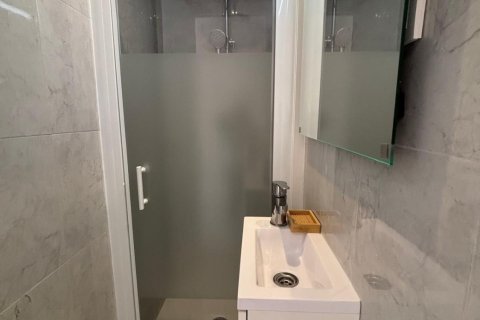 Apartment for sale in Torrevieja, Alicante, Spain 3 bedrooms, 76 sq.m. No. 155644 - photo 10