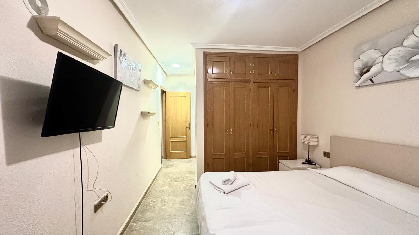 Appartamento a Torrevieja, Alicante, Spagna 3 camere da letto, 123 mq. N° 155642