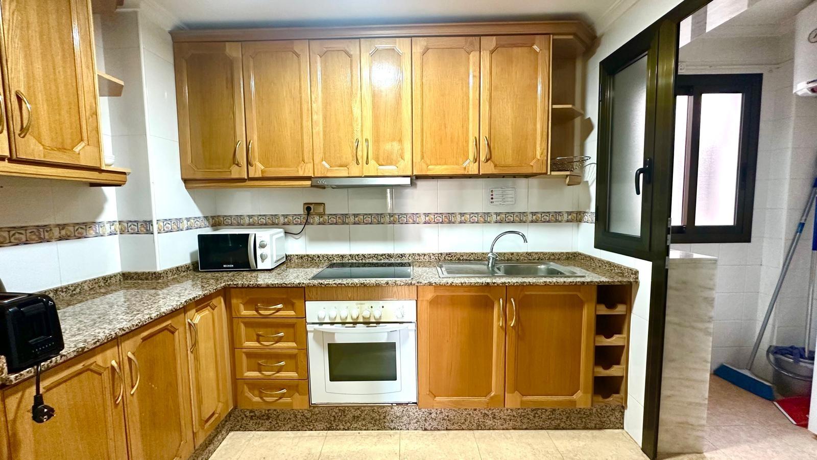 Appartamento a Torrevieja, Alicante, Spagna 3 camere da letto, 123 mq. N° 155642