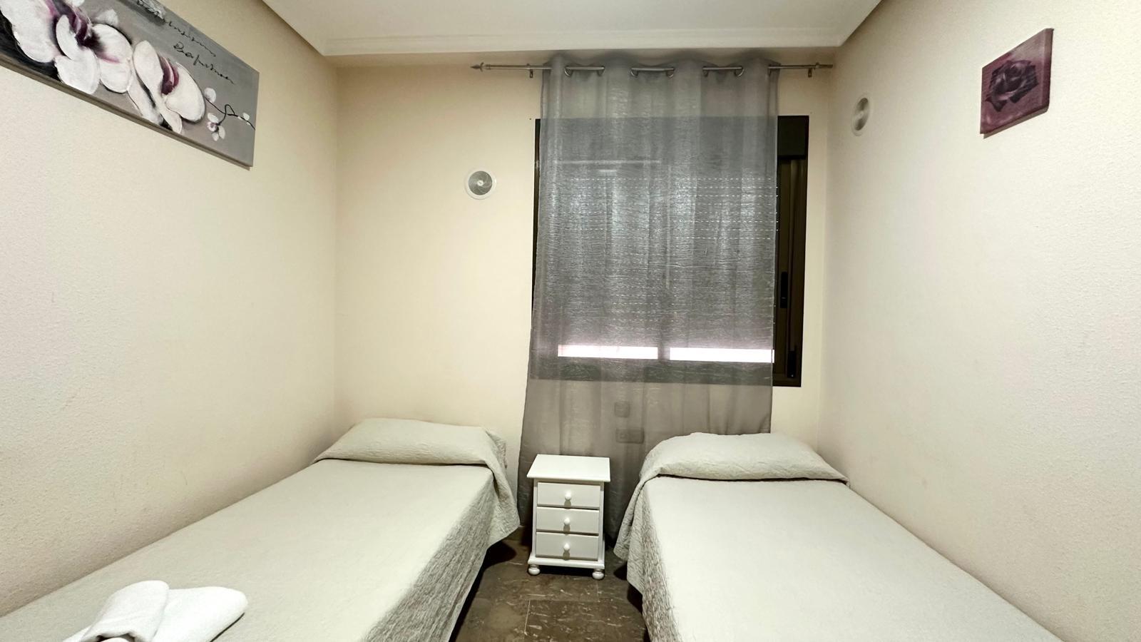 Appartamento a Torrevieja, Alicante, Spagna 3 camere da letto, 123 mq. N° 155642