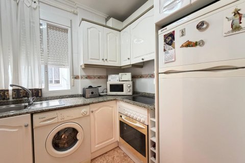 Apartment for sale in Torrevieja, Alicante, Spain 3 bedrooms, 79 sq.m. No. 183118 - photo 17