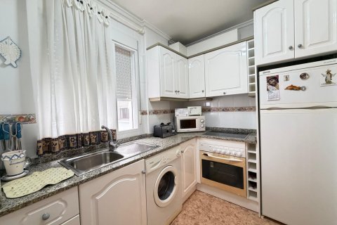 Apartment for sale in Torrevieja, Alicante, Spain 3 bedrooms, 79 sq.m. No. 183118 - photo 20