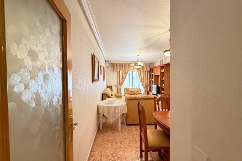 Apartment for sale in Torrevieja, Alicante, Spain 3 bedrooms, 79 sq.m. No. 183118 - photo 23