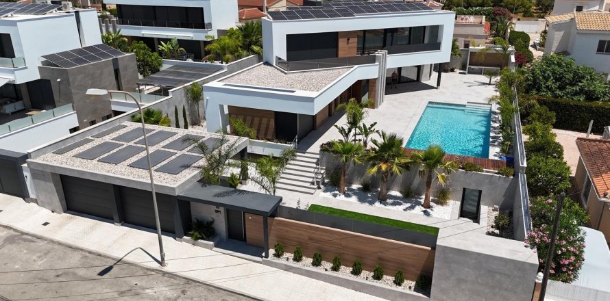 Villa in Ciudad Quesada, Alicante, Spanien 4 Schlafzimmer, 425 m2 Nr. 183121