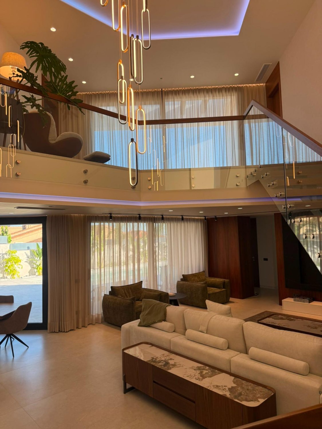 Villa i Ciudad Quesada, Alicante, Spanien 4 sovrum, 425 kvm. Nr. 183121