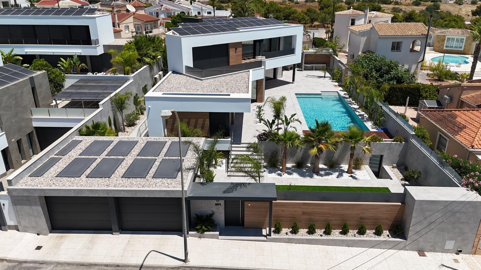 Villa i Ciudad Quesada, Alicante, Spanien 4 sovrum, 425 kvm. Nr. 183121