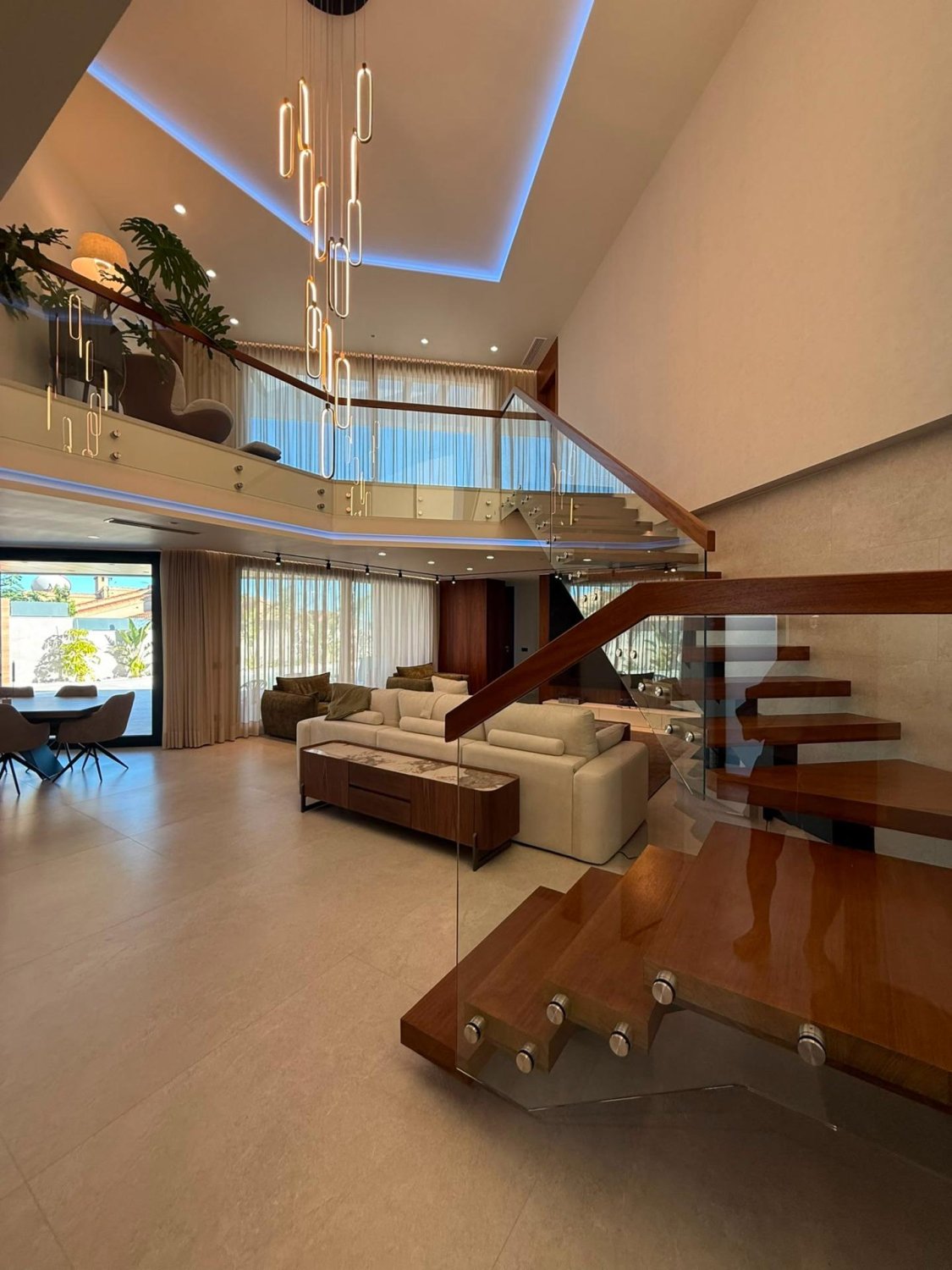 Villa i Ciudad Quesada, Alicante, Spanien 4 sovrum, 425 kvm. Nr. 183121