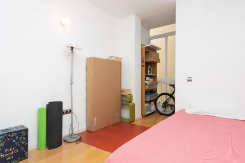 Apartment for sale Madrid, Spain 3 bedrooms, 189 sq.m. No. 107747 - photo 4