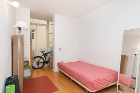 Apartment for sale Madrid, Spain 3 bedrooms, 189 sq.m. No. 107747 - photo 2