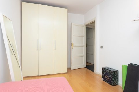 Apartment for sale Madrid, Spain 3 bedrooms, 189 sq.m. No. 107747 - photo 6