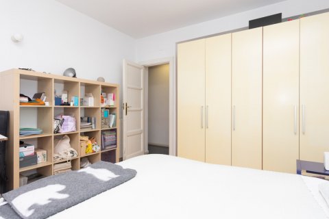 Apartment for sale Madrid, Spain 3 bedrooms, 189 sq.m. No. 107747 - photo 11