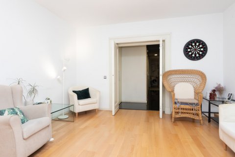 Apartment for sale Madrid, Spain 3 bedrooms, 189 sq.m. No. 107747 - photo 30
