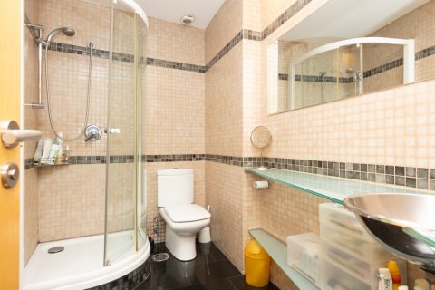 Apartment for sale Madrid, Spain 3 bedrooms, 189 sq.m. No. 107747 - photo 22