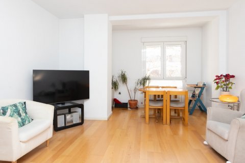 Apartment for sale Madrid, Spain 3 bedrooms, 189 sq.m. No. 107747 - photo 1