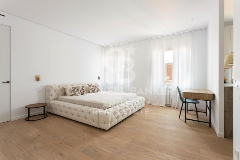 Продажа пентхауса в Барселона, Испания 3 спальни, 210м2 №157106 - фото 17