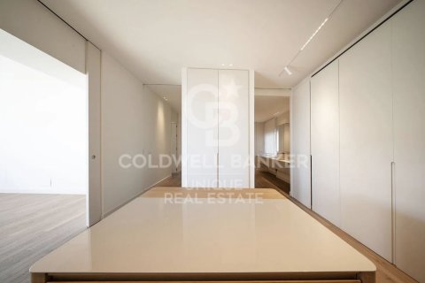 Kattohuoneisto myytävänä Madrid, Espanja, 4 makuuhuonetta, 366 m2 No. 157107 - kuva 23