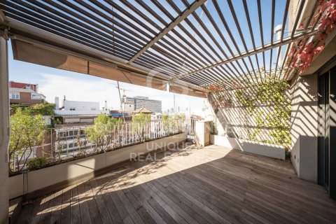 Kattohuoneisto myytävänä Madrid, Espanja, 4 makuuhuonetta, 366 m2 No. 157107 - kuva 3