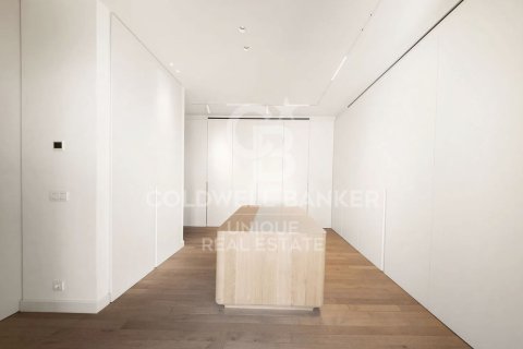 Kattohuoneisto myytävänä Madrid, Espanja, 4 makuuhuonetta, 366 m2 No. 157107 - kuva 22