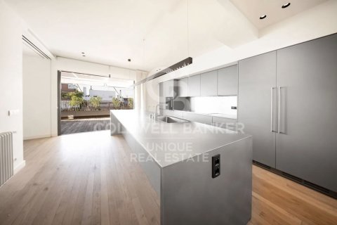 Kattohuoneisto myytävänä Madrid, Espanja, 4 makuuhuonetta, 366 m2 No. 157107 - kuva 10