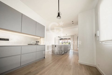 Kattohuoneisto myytävänä Madrid, Espanja, 4 makuuhuonetta, 366 m2 No. 157107 - kuva 9