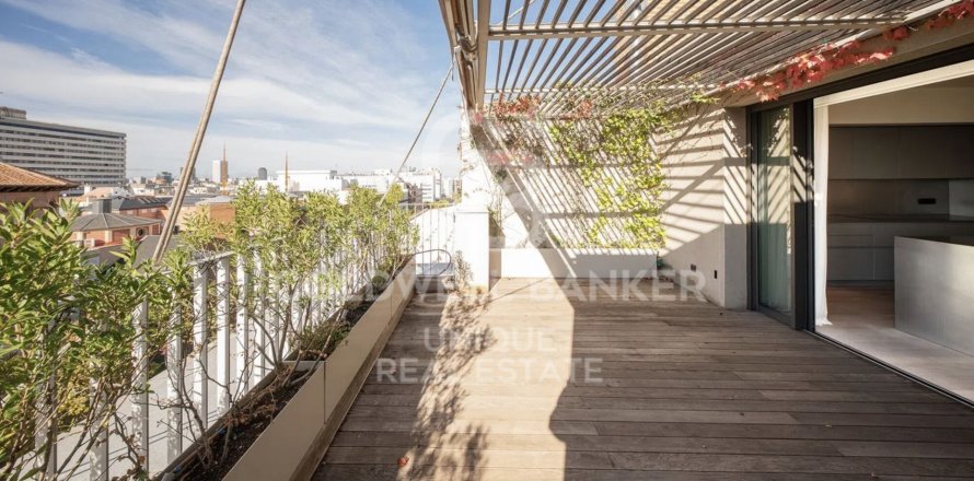 Kattohuoneisto Madrid, Espanja 4 makuuhuonetta, 366 m2 No. 157107