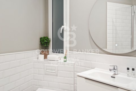 Apartamento en venta en Barcelona, España 3 dormitorios, 92 m2 No. 157105 - foto 11