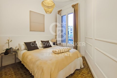 Apartamento en venta en Barcelona, España 3 dormitorios, 92 m2 No. 157105 - foto 9
